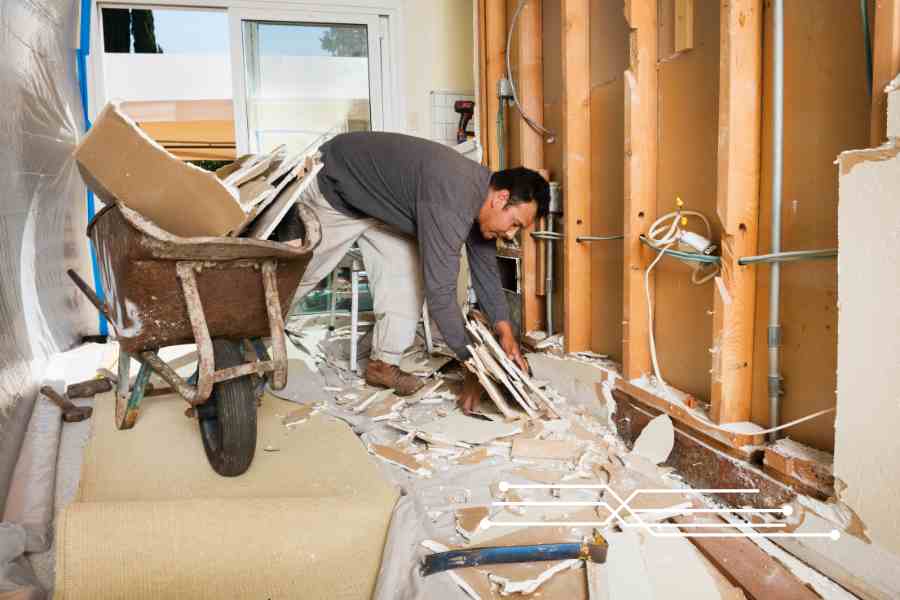 Trabajos para limpiar obras en construcción